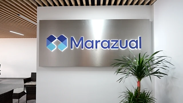 Oficinas de Marazual en Ningbo, con el logotipo en la recepción