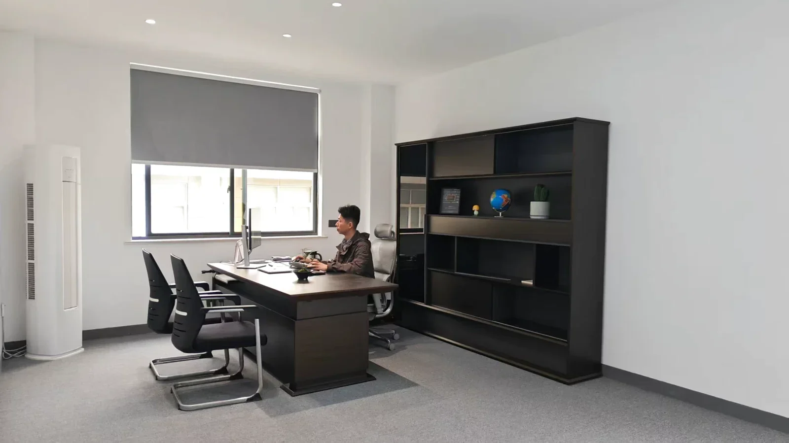 Nuestro CEO en la oficina